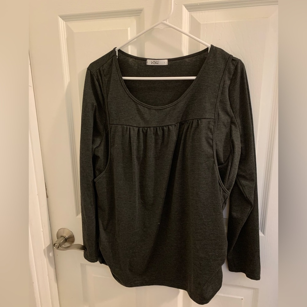 Breastfeeding shirt